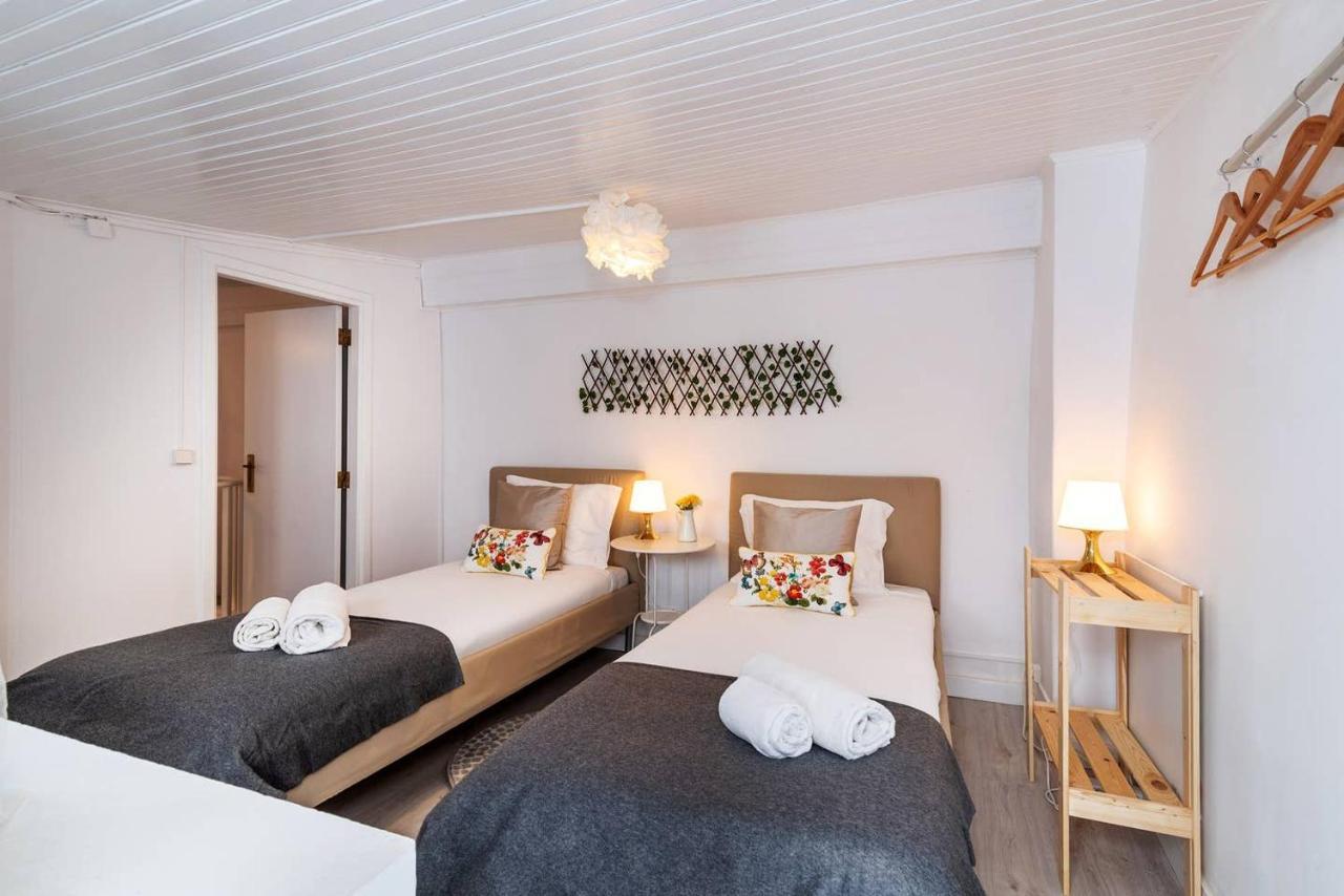 Urban & Trendy Duplex Close To Lx Factory By Trip2Portugal Lisboa Exteriör bild